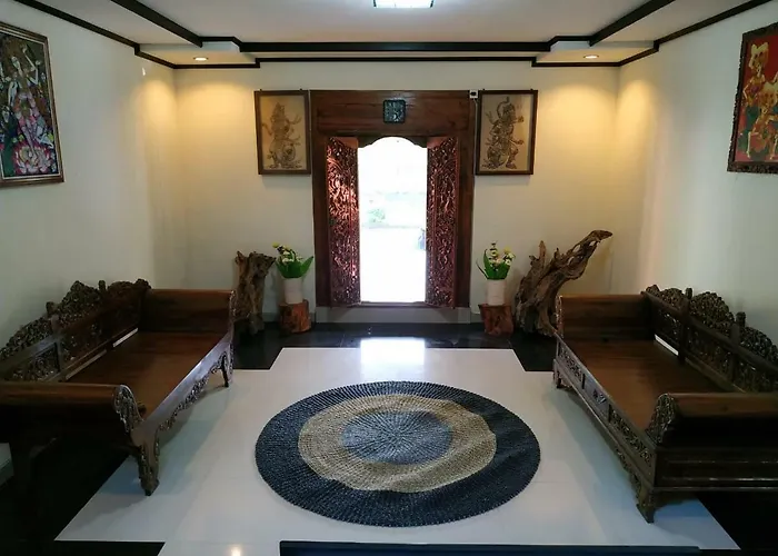 Taman Sari Tagtag 4* サヌール