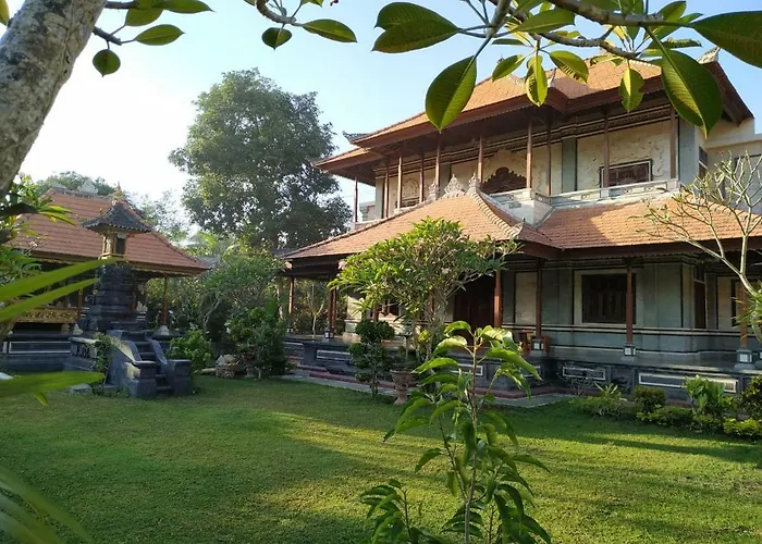 Taman Sari Tagtag ゲストハウス 4*