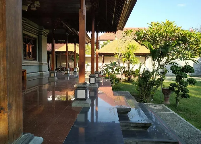 ゲストハウス Taman Sari Tagtag